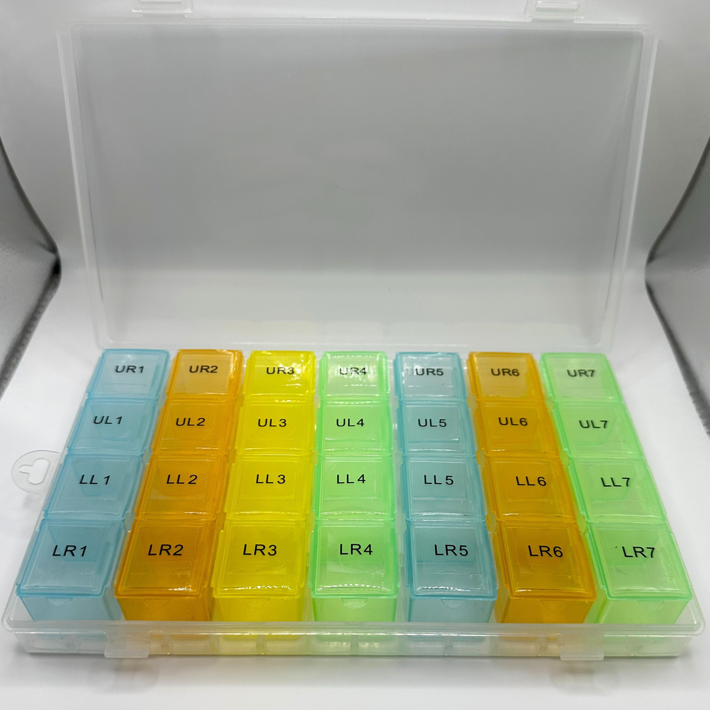 Brackets-Buccal-Tubes-Organizer-Multi-Color-Quadrant-Front-View