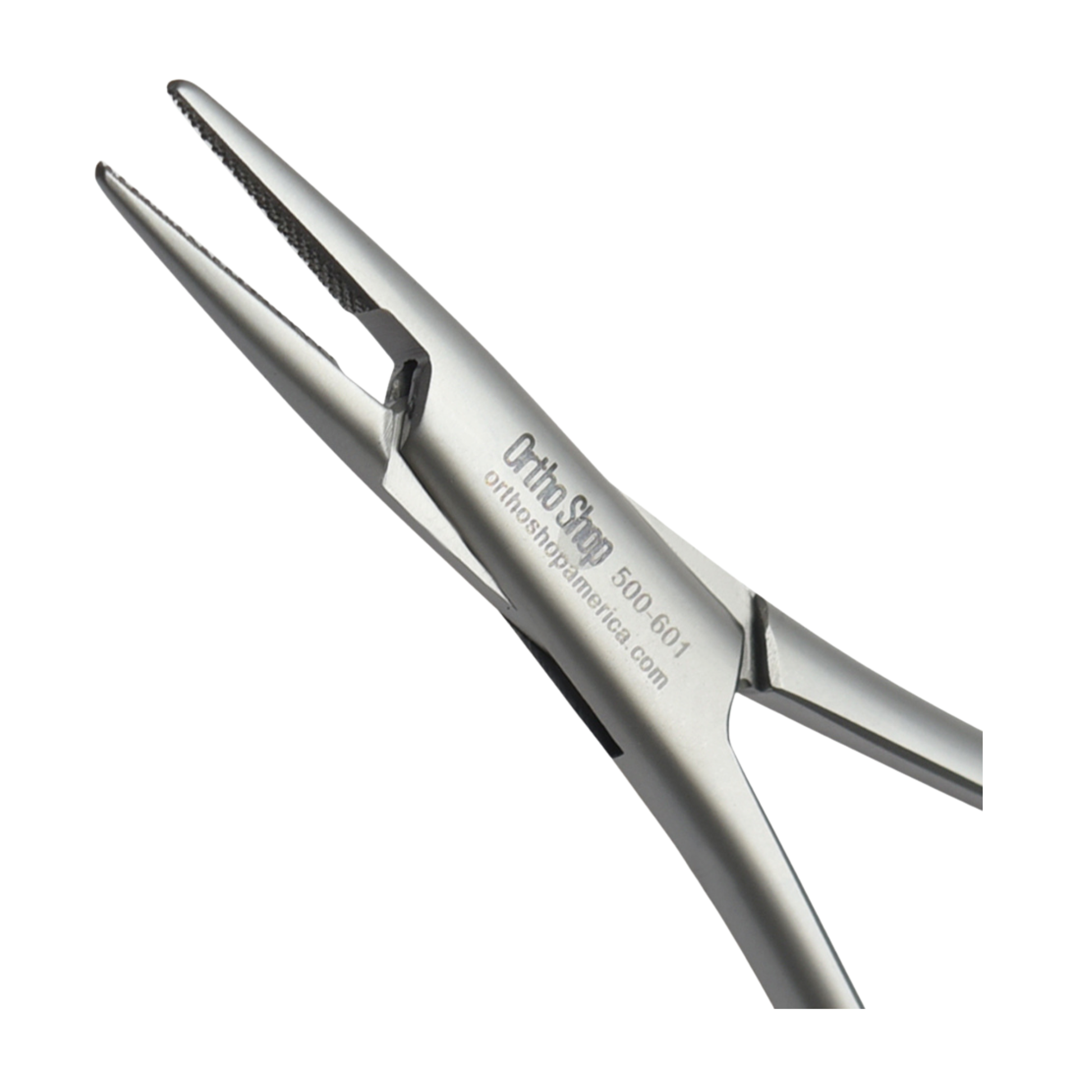 Mathiu-Narrow-Tip-Needle-Holder-Hu-Friedy-Close-Up